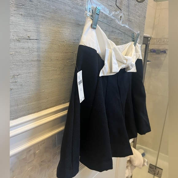 NWT new 12 Anthropologie Maeve paneled skirty shorts black white bow winter - Picture 4 of 17